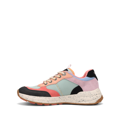 Taos Footwear Advance