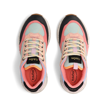 Taos Footwear Advance