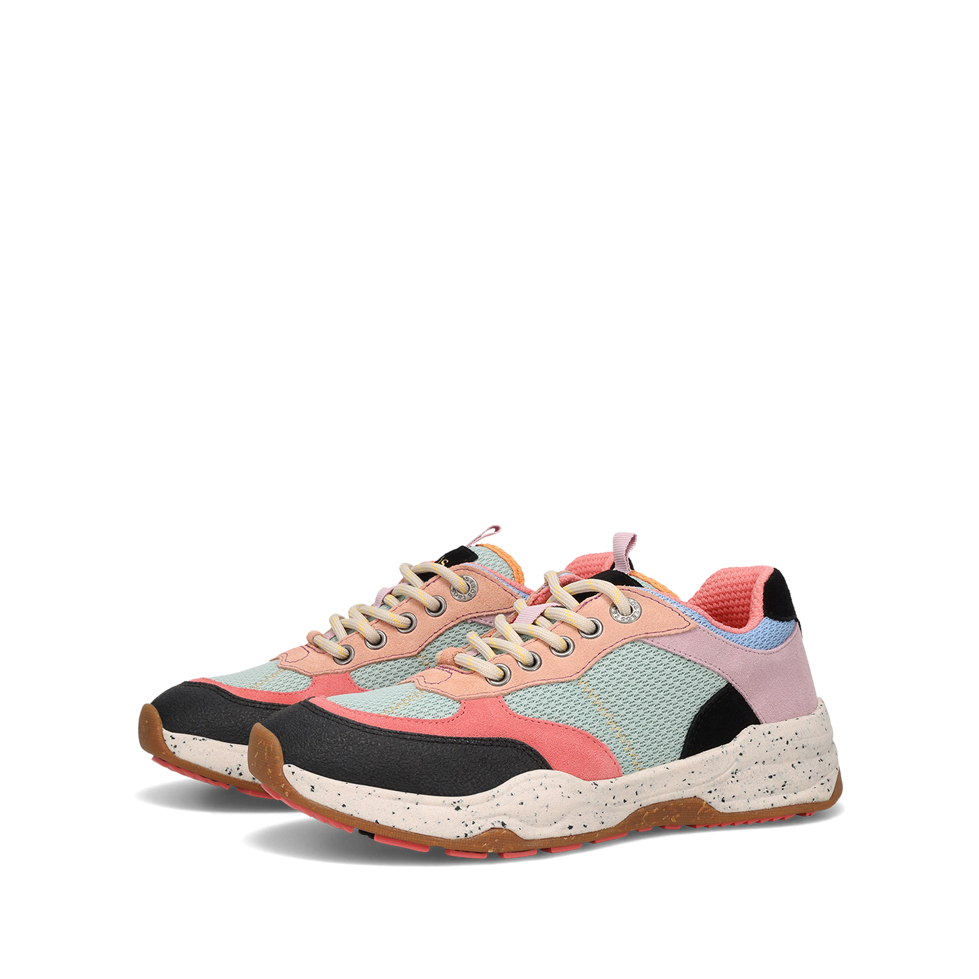 Taos Footwear Advance