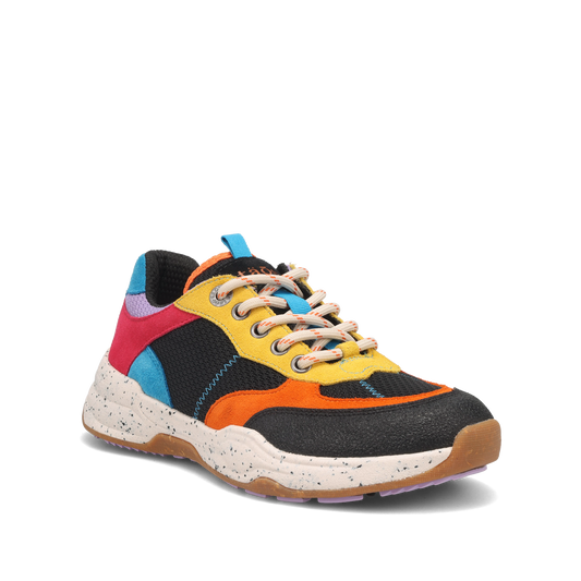 Taos Footwear Advance