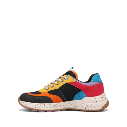 Taos Footwear Advance